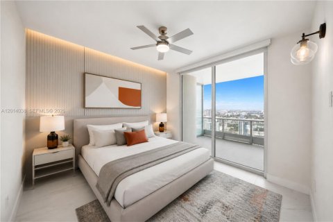 Condo in Miami, Florida, 4 bedrooms № 2076372 - photo 10