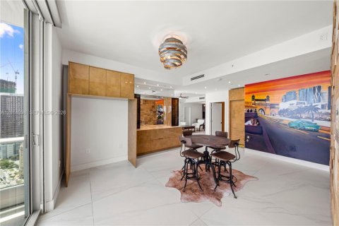 Condo in Miami, Florida, 4 bedrooms № 2076372 - photo 24