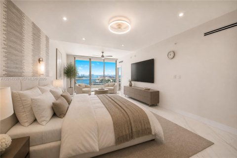Condo in Miami, Florida, 4 bedrooms № 2076372 - photo 7