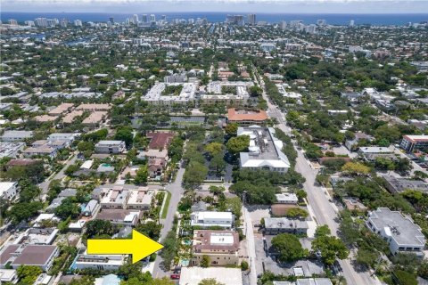 Adosado en venta en Fort Lauderdale, Florida, 4 dormitorios, 277.96 m2 № 2253091 - foto 5