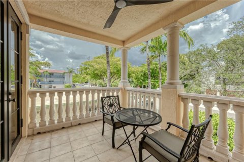 Adosado en venta en Fort Lauderdale, Florida, 4 dormitorios, 277.96 m2 № 2253091 - foto 17
