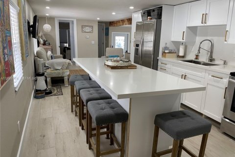 Casa en venta en Key Largo, Florida, 2 dormitorios, 99.22 m2 № 2056841 - foto 4