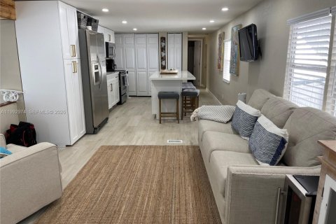 Casa en venta en Key Largo, Florida, 2 dormitorios, 99.22 m2 № 2056841 - foto 3