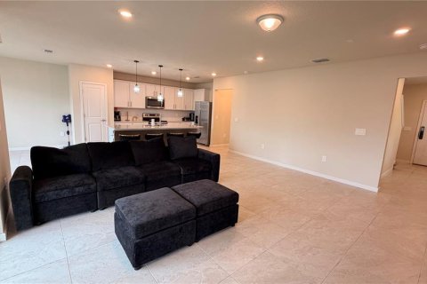 Villa ou maison à louer à Kissimmee, Floride: 5 chambres, 247.12 m2 № 2212133 - photo 2