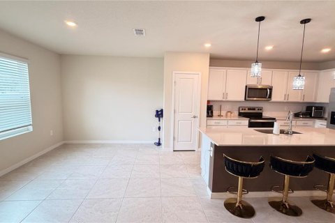 Villa ou maison à louer à Kissimmee, Floride: 5 chambres, 247.12 m2 № 2212133 - photo 17