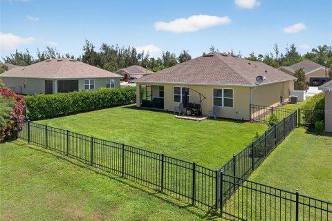 House in Punta Gorda, Florida 3 bedrooms, 157 sq.m. № 1894307 - photo 21