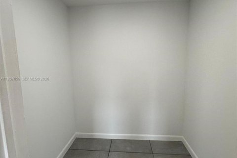 Купить кондоминиум в Майами-Бич, Флорида 2 спальни, 91.97м2, № 2011843 - фото 16