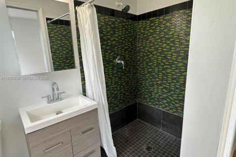 Купить кондоминиум в Майами-Бич, Флорида 2 спальни, 91.97м2, № 2011843 - фото 24