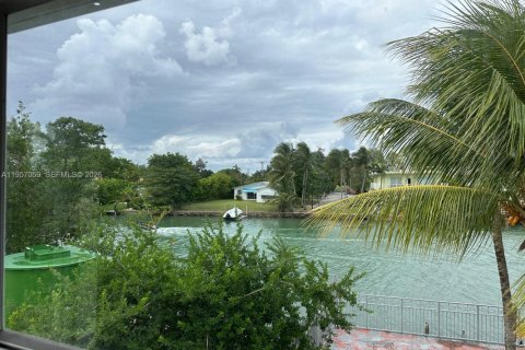 Купить кондоминиум в Майами-Бич, Флорида 2 спальни, 91.97м2, № 2011843 - фото 30