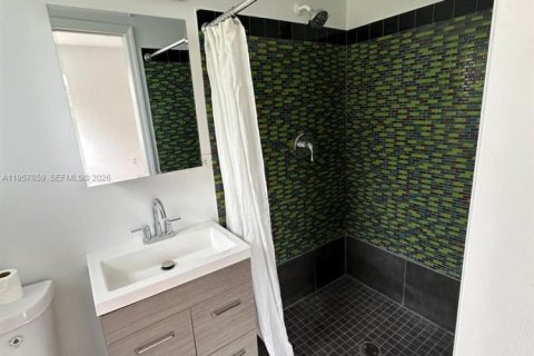 Купить кондоминиум в Майами-Бич, Флорида 2 спальни, 91.97м2, № 2011843 - фото 23