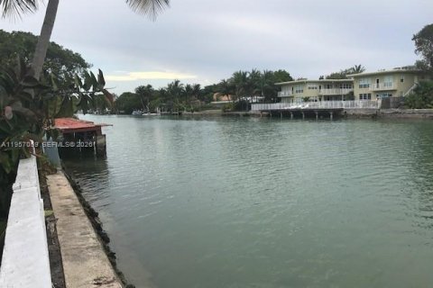 Купить кондоминиум в Майами-Бич, Флорида 2 спальни, 91.97м2, № 2011843 - фото 3