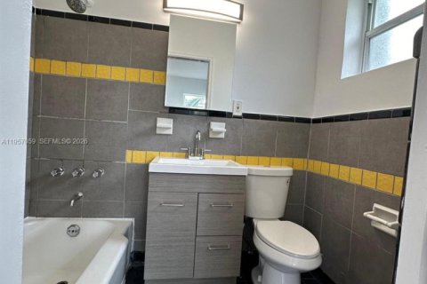 Купить кондоминиум в Майами-Бич, Флорида 2 спальни, 91.97м2, № 2011843 - фото 17