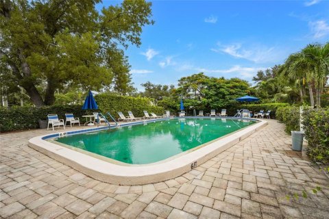 Condo in Sarasota, Florida, 1 bedroom  № 2204185 - photo 25