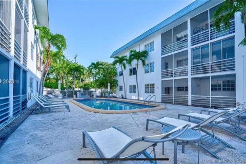 Copropriété à louer à Key Biscayne, Floride: 2 chambres, 103.03 m2 № 2431287 - photo 21