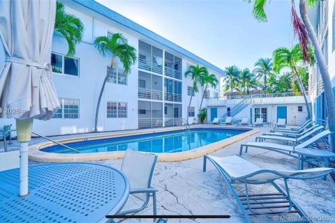 Copropriété à louer à Key Biscayne, Floride: 2 chambres, 103.03 m2 № 2431287 - photo 19