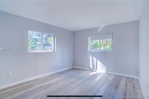 Copropriété à louer à Key Biscayne, Floride: 2 chambres, 103.03 m2 № 2431287 - photo 11