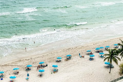 Copropriété à vendre à Hollywood, Floride: 1 chambre, 77.57 m2 № 1974947 - photo 5