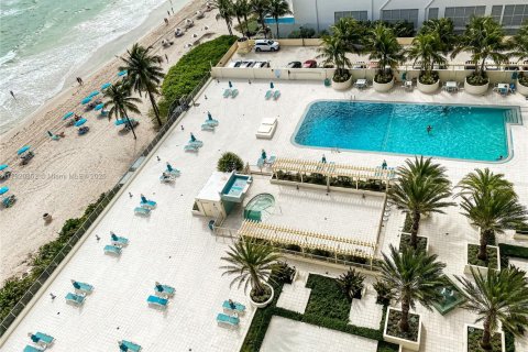 Copropriété à vendre à Hollywood, Floride: 1 chambre, 77.57 m2 № 1974947 - photo 22