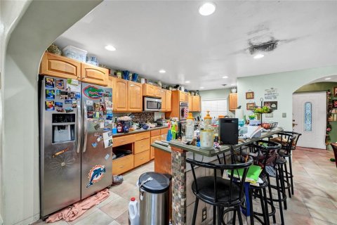 Casa en venta en Orlando, Florida, 3 dormitorios, 254.46 m2 № 2323276 - foto 9