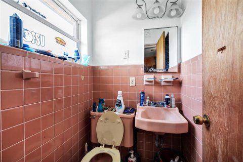 Casa en venta en Orlando, Florida, 3 dormitorios, 254.46 m2 № 2323276 - foto 22