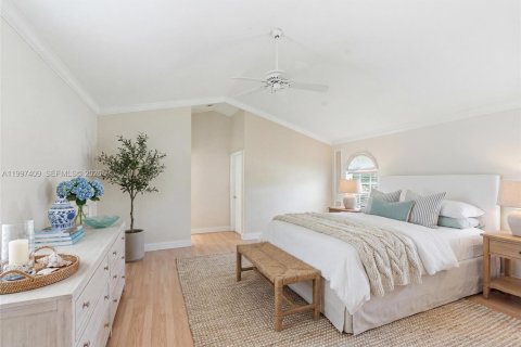 House in Plantation, Florida 4 bedrooms, 272.76 sq.m. № 2071788 - photo 22