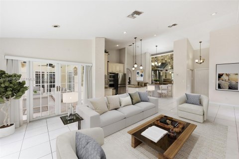 House in Plantation, Florida 4 bedrooms, 272.76 sq.m. № 2071788 - photo 9