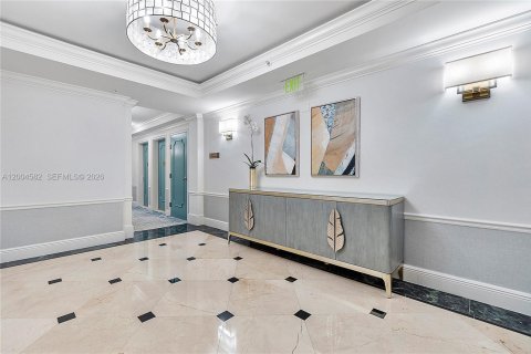 Condo in Miami, Florida, 1 bedroom  № 2068812 - photo 4