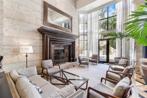 Condo in Miami, Florida, 1 bedroom  № 2068812 - photo 2