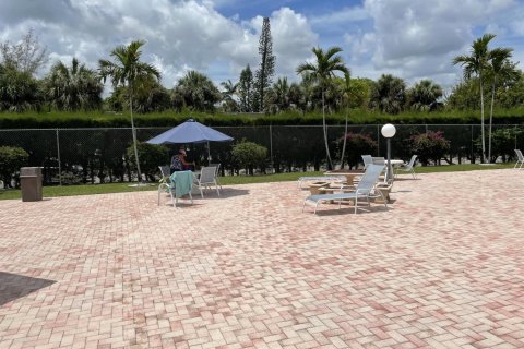 Copropriété à vendre à Palm Springs, Floride: 1 chambre, 73.39 m2 № 2077479 - photo 13