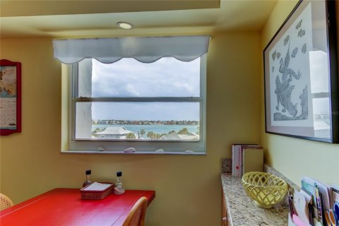 Condominio en venta en Saint Pete Beach, Florida, 2 dormitorios, 104.05 m2 № 1512815 - foto 6