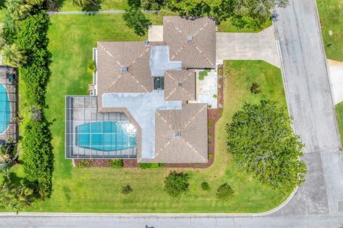 House in Bradenton, Florida 3 bedrooms, 196.95 sq.m. № 1852452 - photo 3