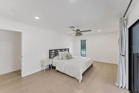 House in Bradenton, Florida 3 bedrooms, 196.95 sq.m. № 1852452 - photo 20