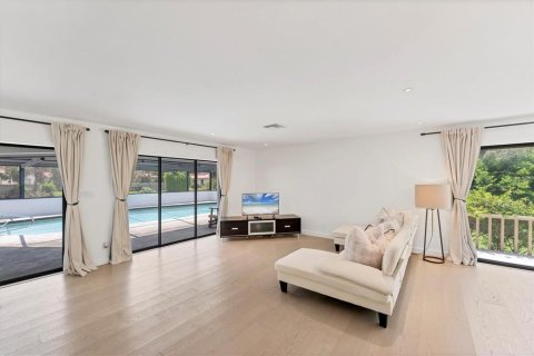 House in Bradenton, Florida 3 bedrooms, 196.95 sq.m. № 1852452 - photo 7