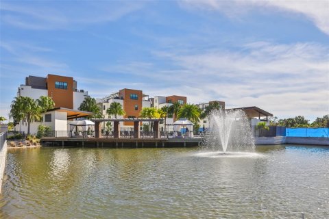Touwnhouse à vendre à Tampa, Floride: 3 chambres, 172.33 m2 № 2236135 - photo 23