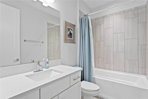 Touwnhouse à vendre à Tampa, Floride: 3 chambres, 172.33 m2 № 2236135 - photo 14
