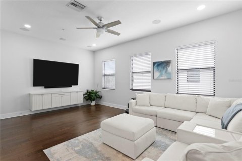 Touwnhouse à vendre à Tampa, Floride: 3 chambres, 172.33 m2 № 2236135 - photo 8