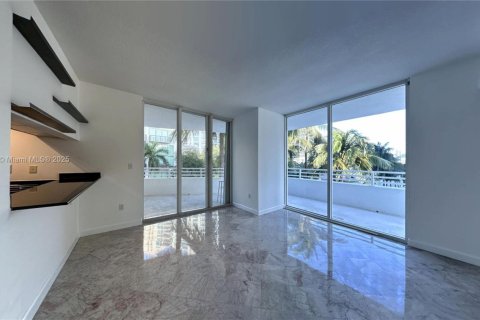 Condo in Miami Beach, Florida, 3 bedrooms  № 1731699 - photo 7