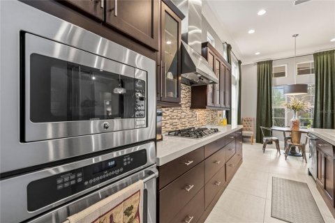 Villa ou maison à vendre à Fish Hawk, Floride: 4 chambres, 309.83 m2 № 1576417 - photo 16