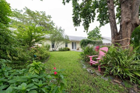 Villa ou maison à vendre à Sunrise, Floride: 3 chambres, 127.93 m2 № 2402053 - photo 28