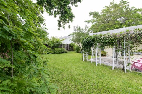 Villa ou maison à vendre à Sunrise, Floride: 3 chambres, 127.93 m2 № 2402053 - photo 30