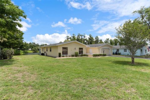 Condo in New Port Richey, Florida, 1 bedroom  № 2091650 - photo 7