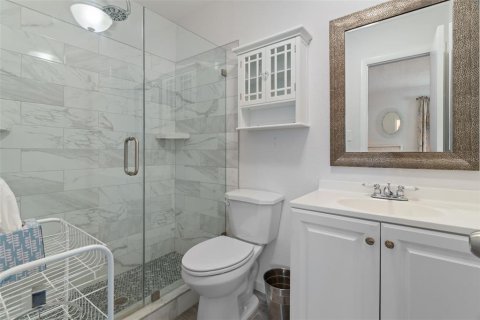 Condo in New Port Richey, Florida, 1 bedroom  № 2091650 - photo 25
