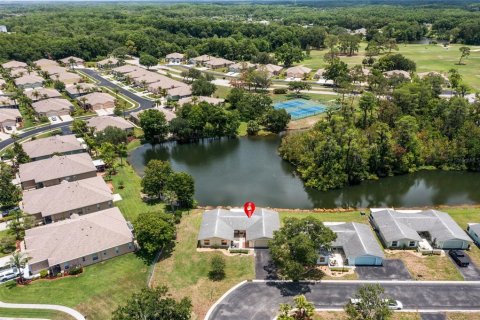 Condo in New Port Richey, Florida, 1 bedroom  № 2091650 - photo 3