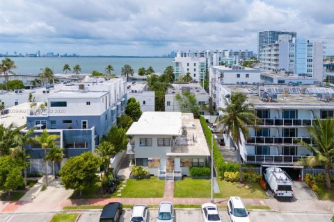 Commercial property in Miami Beach, Florida № 2086418 - photo 2