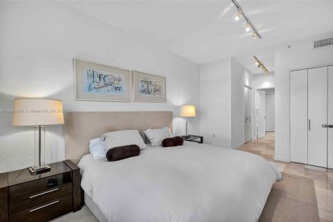 Condo in Key Biscayne, Florida, 2 bedrooms  № 1889082 - photo 14
