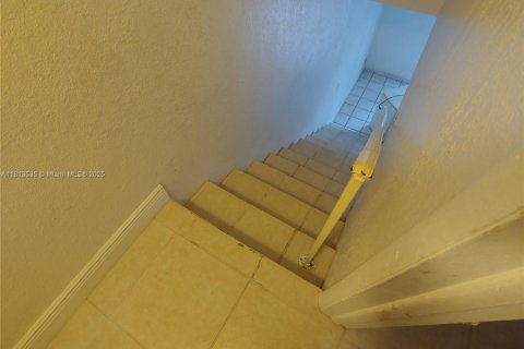 Appartement à louer à Hialeah, Floride: 1 chambre, 75.25 m2 № 1874925 - photo 15