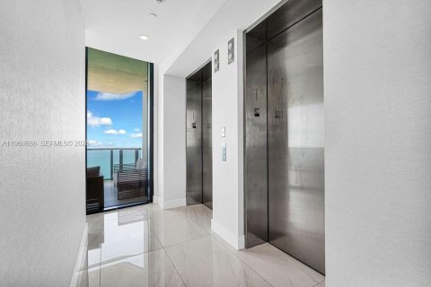 Condo in Sunny Isles Beach, Florida, 4 bedrooms  № 2030685 - photo 3