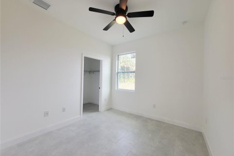 House in Palm Bay, Florida 4 bedrooms, 156.17 sq.m. № 2108156 - photo 14