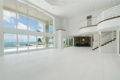 Casa en venta en Tavernier, Florida, 5 dormitorios, 761.8 m2 № 2171306 - foto 12