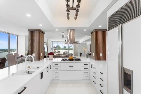 Купить кондоминиум в Холливуд, Флорида 3 комнаты, 257.99м2, № 2190691 - фото 10